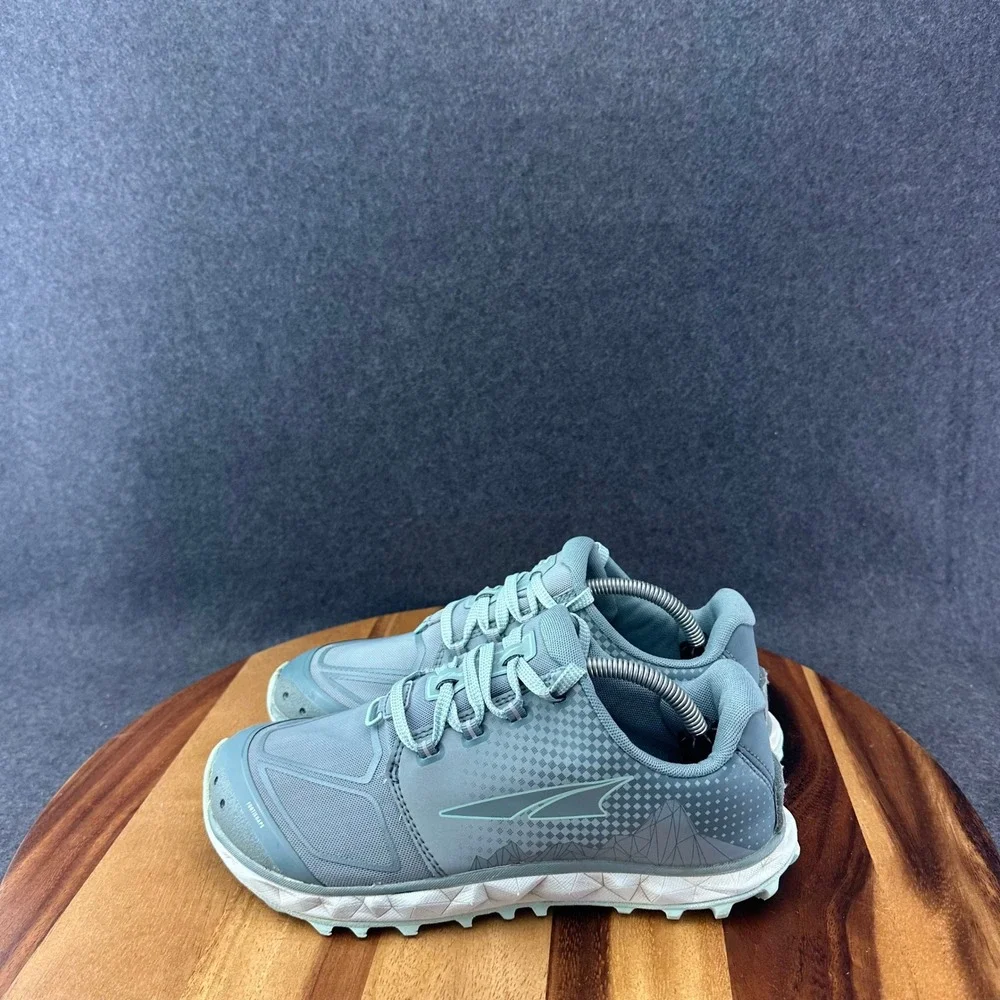 Altra Shoes Womens 7.5 Superior 4.5 Blue Gray Hiking Trail Running Sneakers